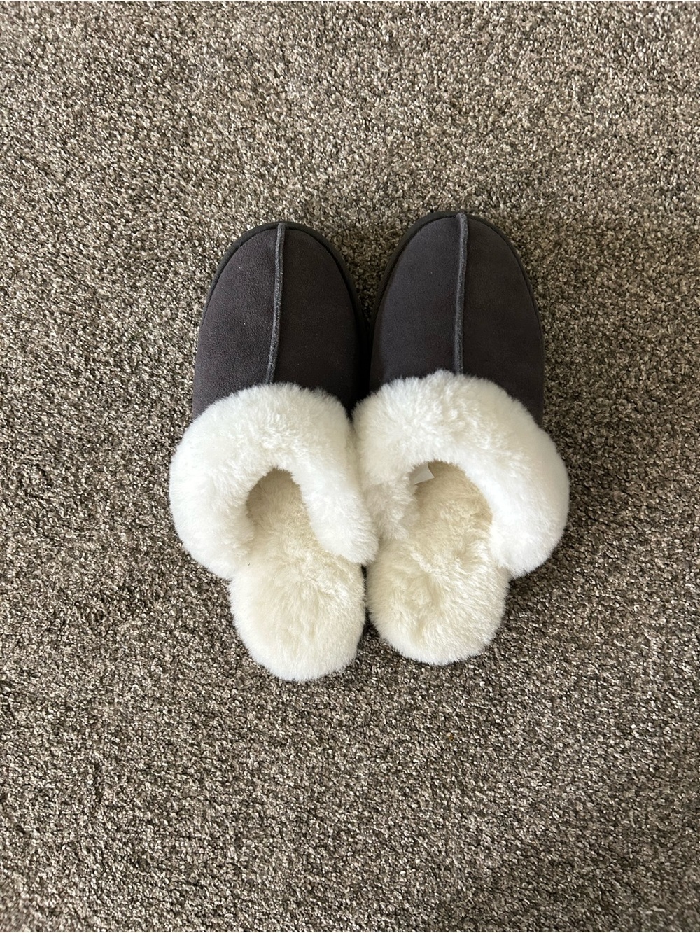 Overland Women’s Fur-Lines Slippers